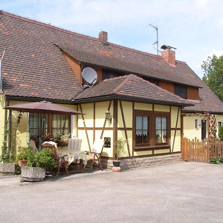 Gaestehaus "Gisela" Im Fuerstlichen Fischhaus Schillingsfürst Kültér fotó