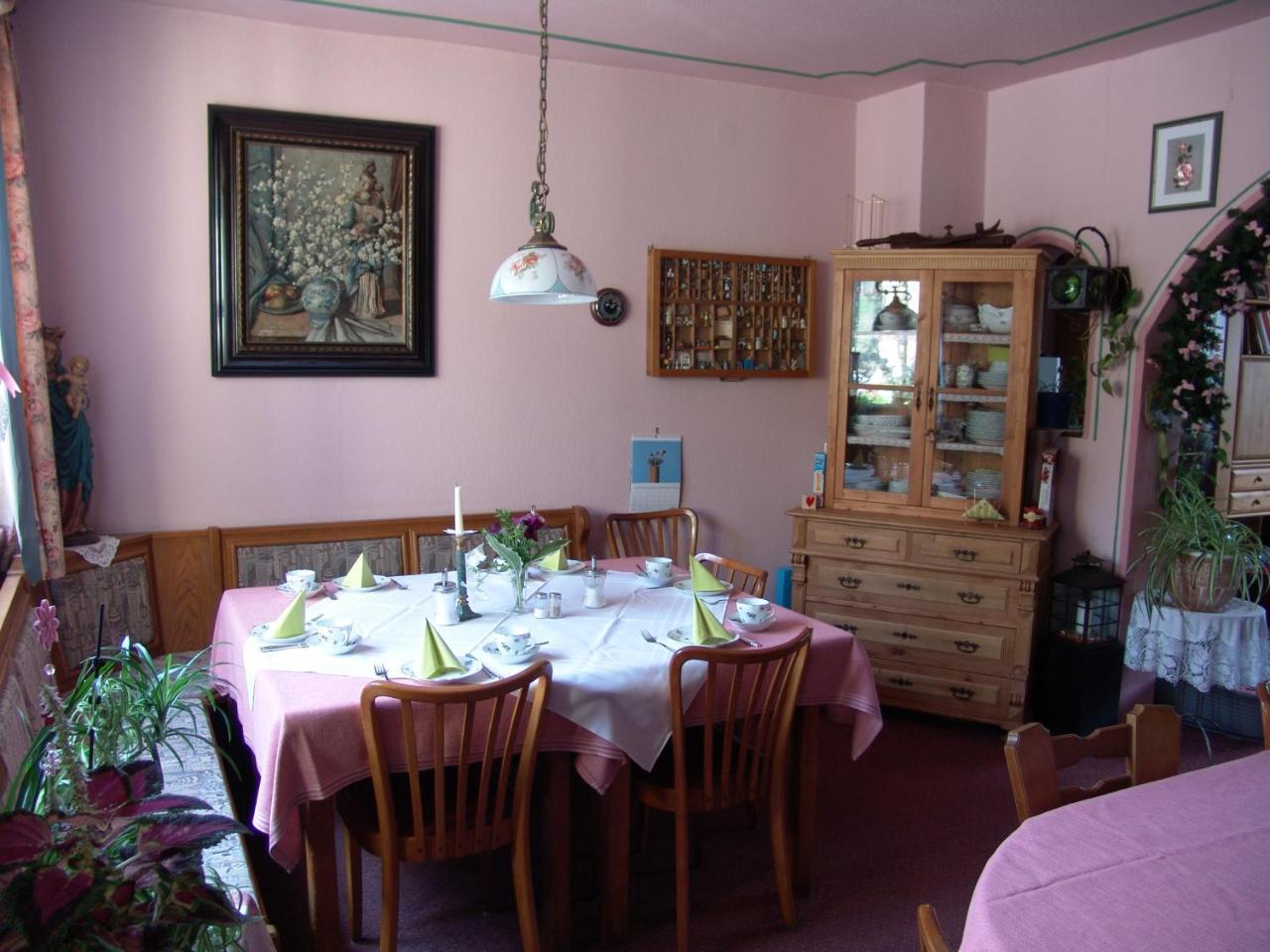 Gaestehaus "Gisela" Im Fuerstlichen Fischhaus Schillingsfürst Kültér fotó