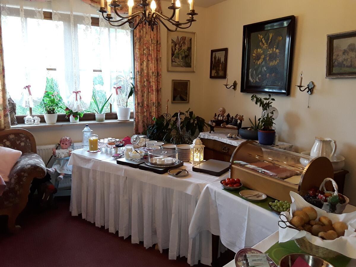 Gaestehaus "Gisela" Im Fuerstlichen Fischhaus Schillingsfürst Kültér fotó