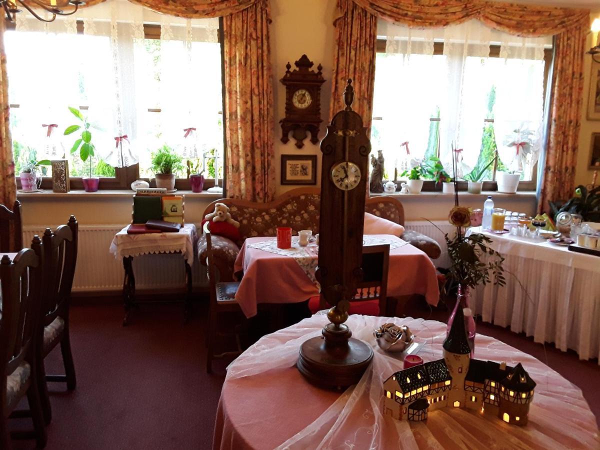 Gaestehaus "Gisela" Im Fuerstlichen Fischhaus Schillingsfürst Kültér fotó